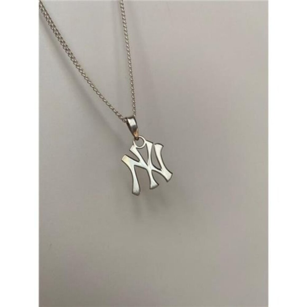 NEW MLB New York Yankees Sterling Silver Team Pendant Logo Necklace‎ 20"
